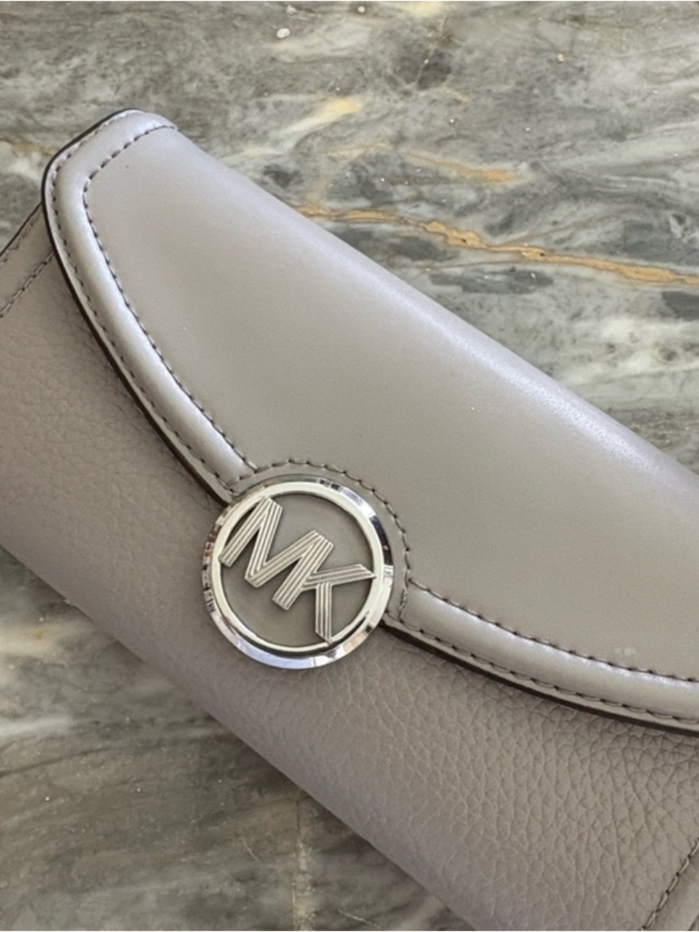 NEW w Tag Michael Kors Gorgeous Pearl Grey Long Fulton leather Wallet $198
